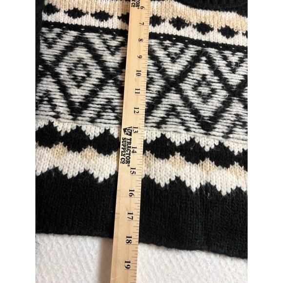 Altar’d State Black And Cream Chunky Knit Cropped Sweater S - Picture 4 of 8